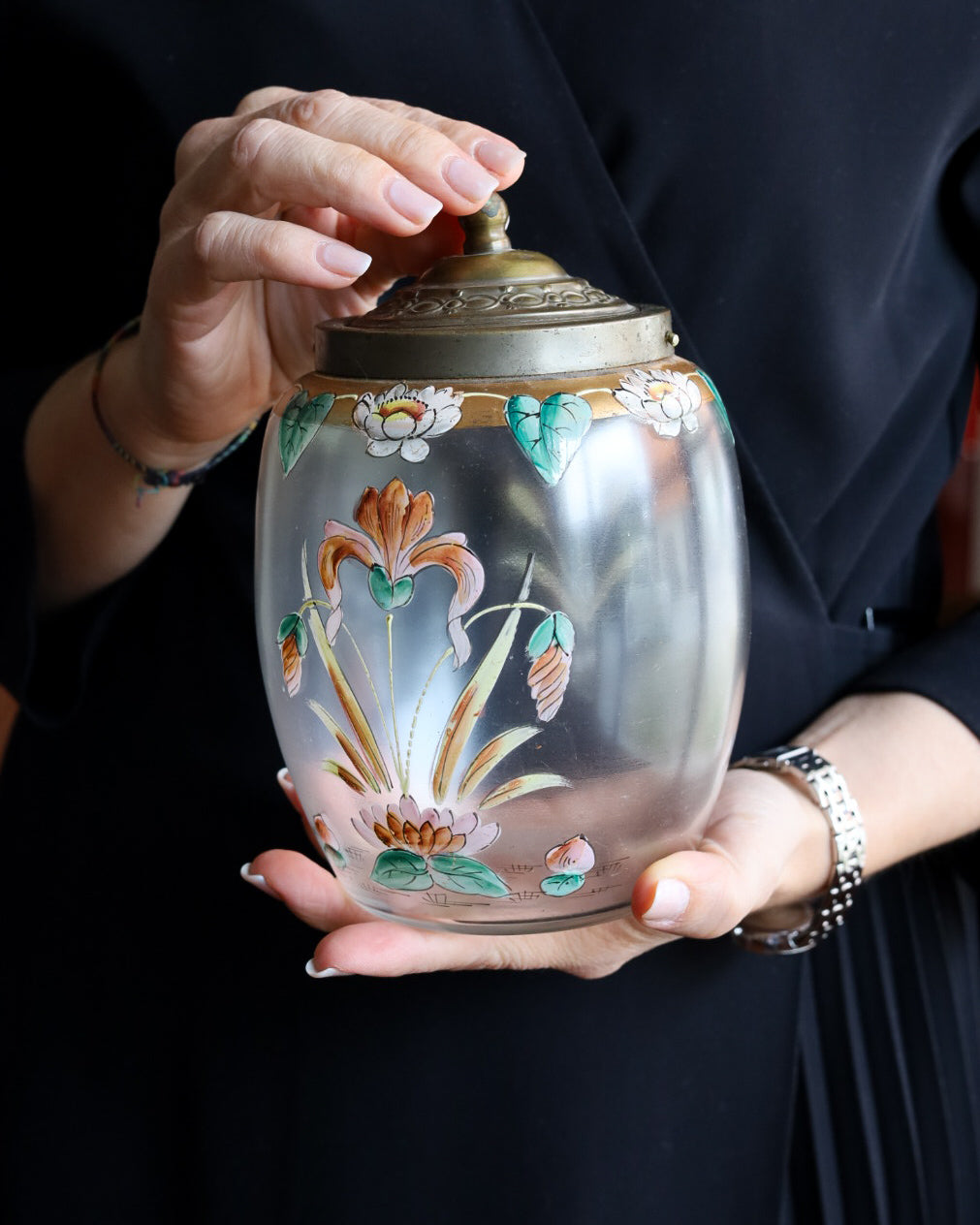 Vaso in vetro dipinto a mano con iris