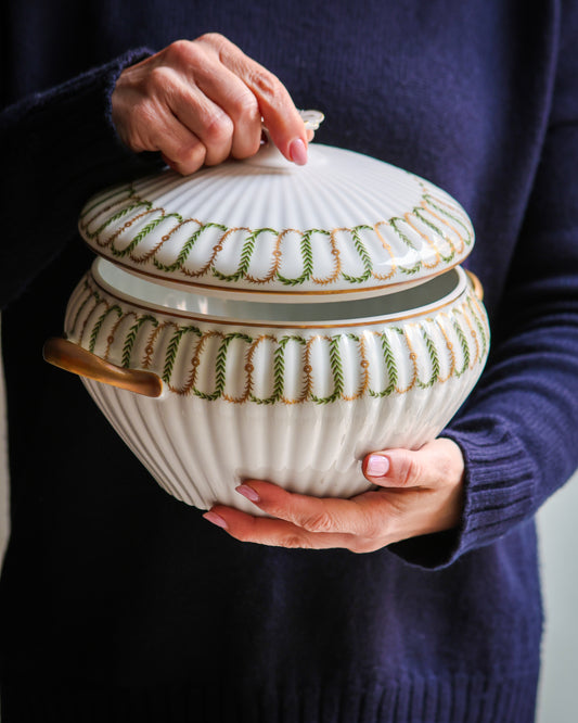 Zuppiera Royal Limoges modello emphire plissè sevres