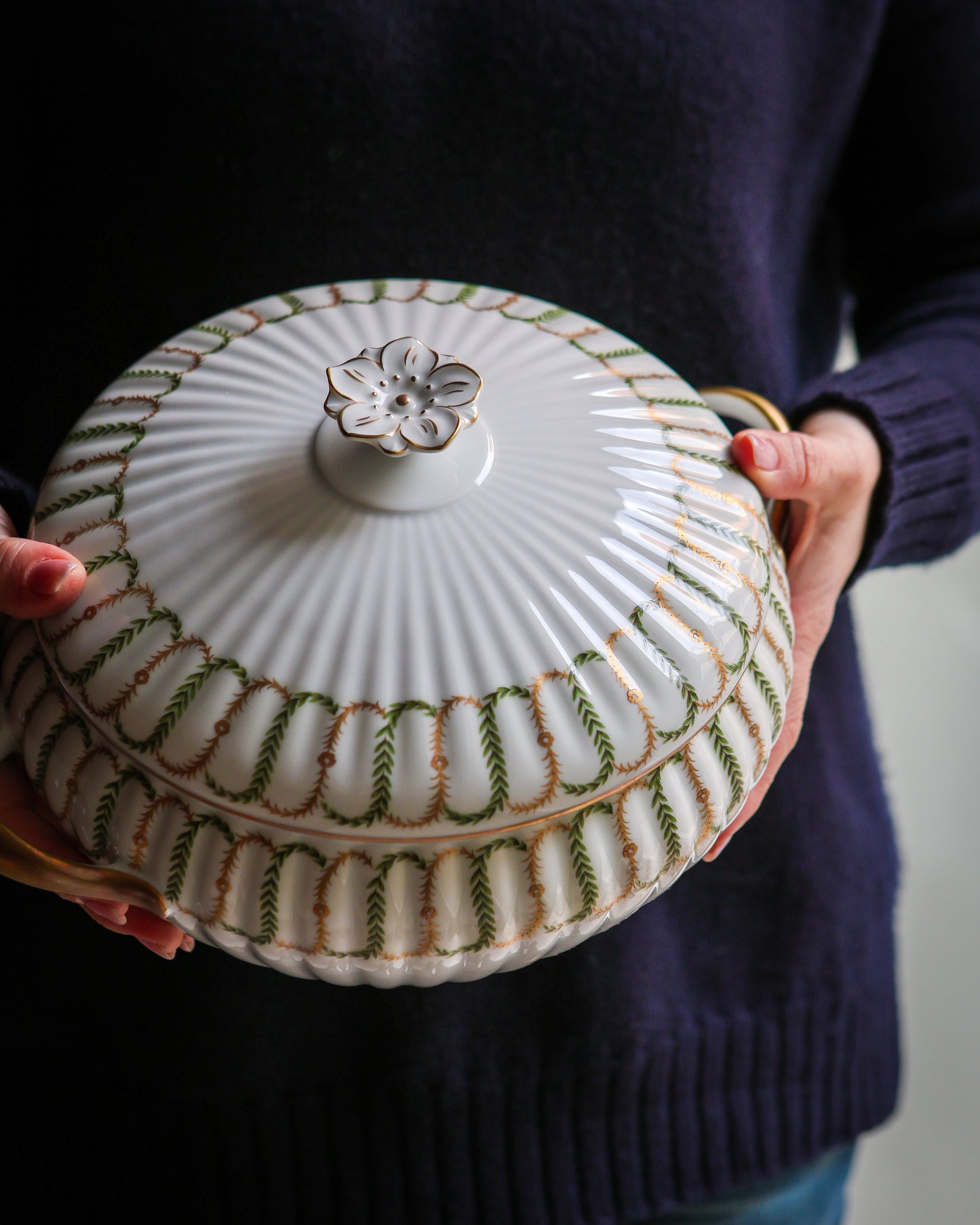 Zuppiera Royal Limoges modello emphire plissè sevres
