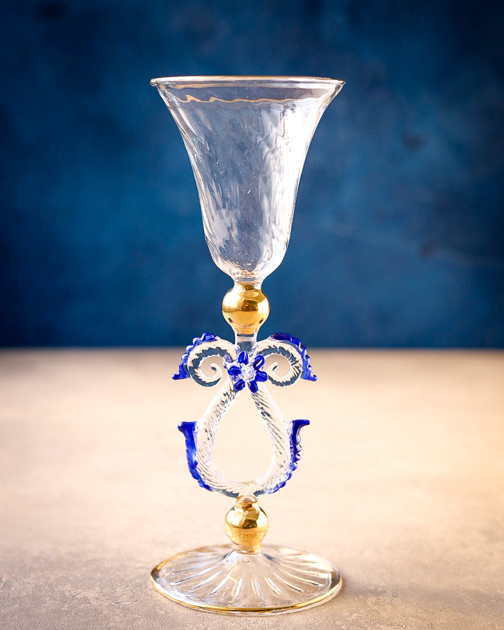 Coppia bicchieri in vetro di murano con dettagli blu e oro