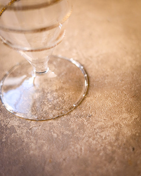 Brocchetta in vetro di murano con dettagli oro