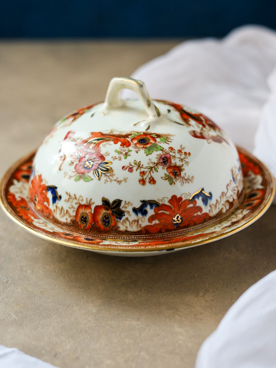 Portamuffin in porcellana inglese