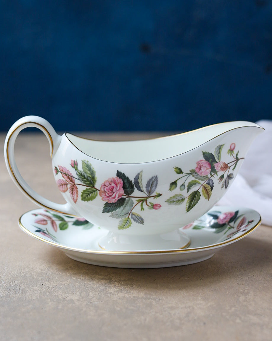 Set 10 sottopiatti porcellana inglese e salsiera wedgwood hathway rose