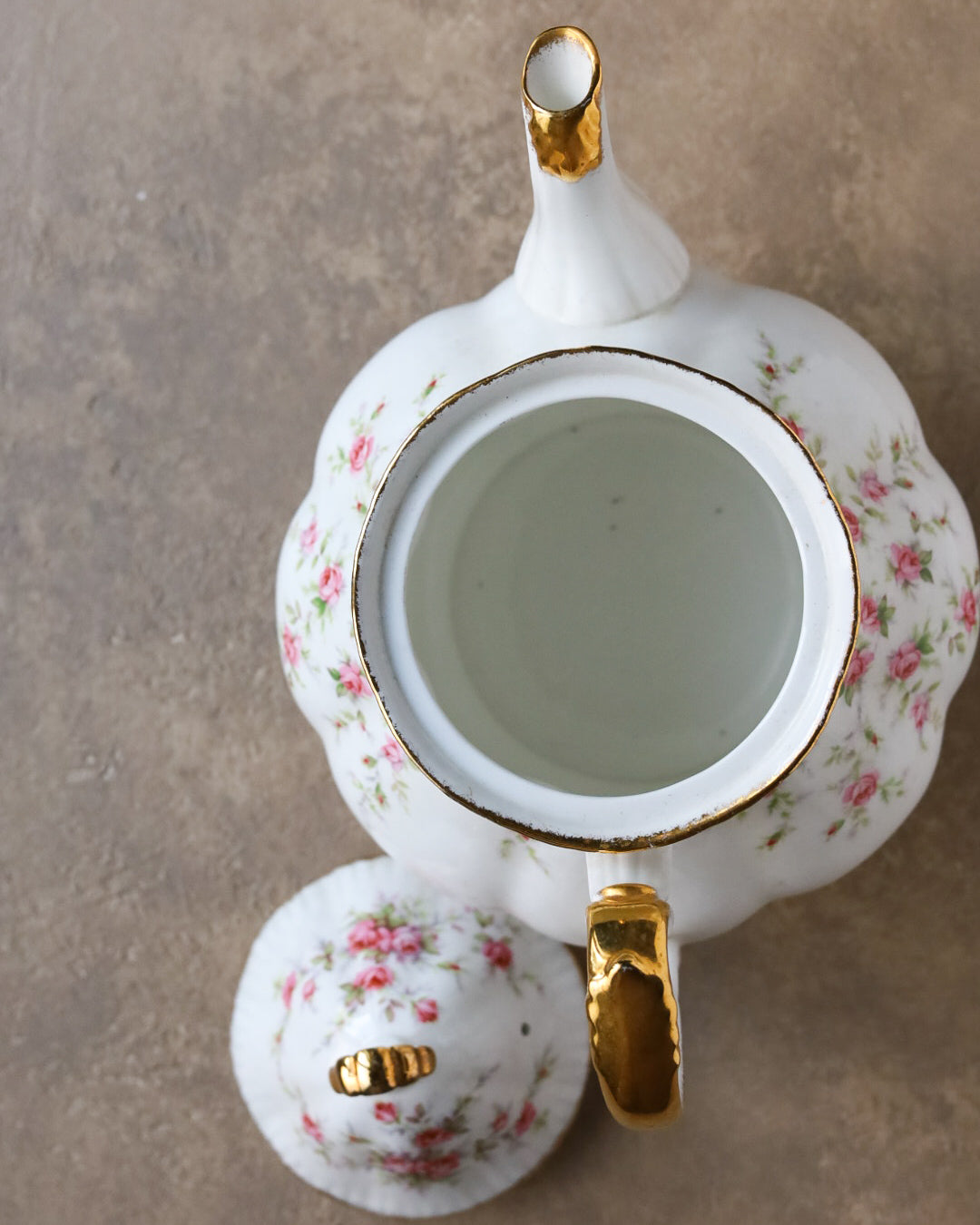 Teiera paragon con roselline decoro victoriana rose
