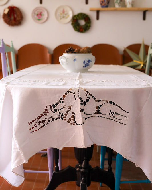 Tovaglia antica francese ad intaglio