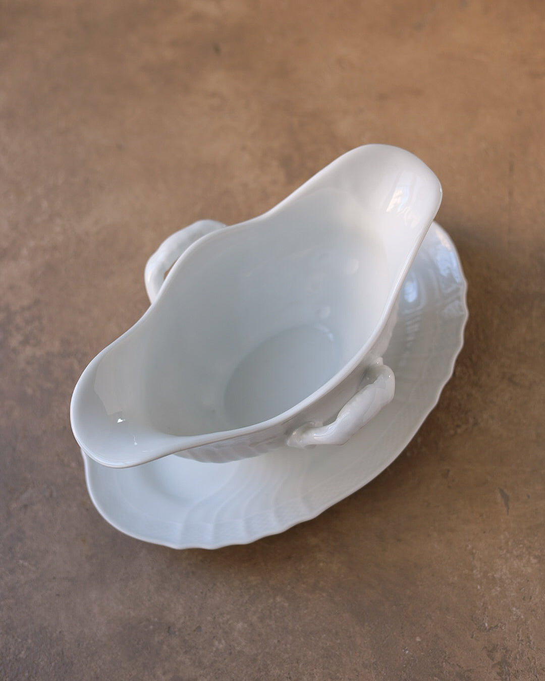 Servizio da tavola per quattro in porcellana Richard Ginori, forma Vecchio Ginori, 13 pezzi, Italia, anni ‘80