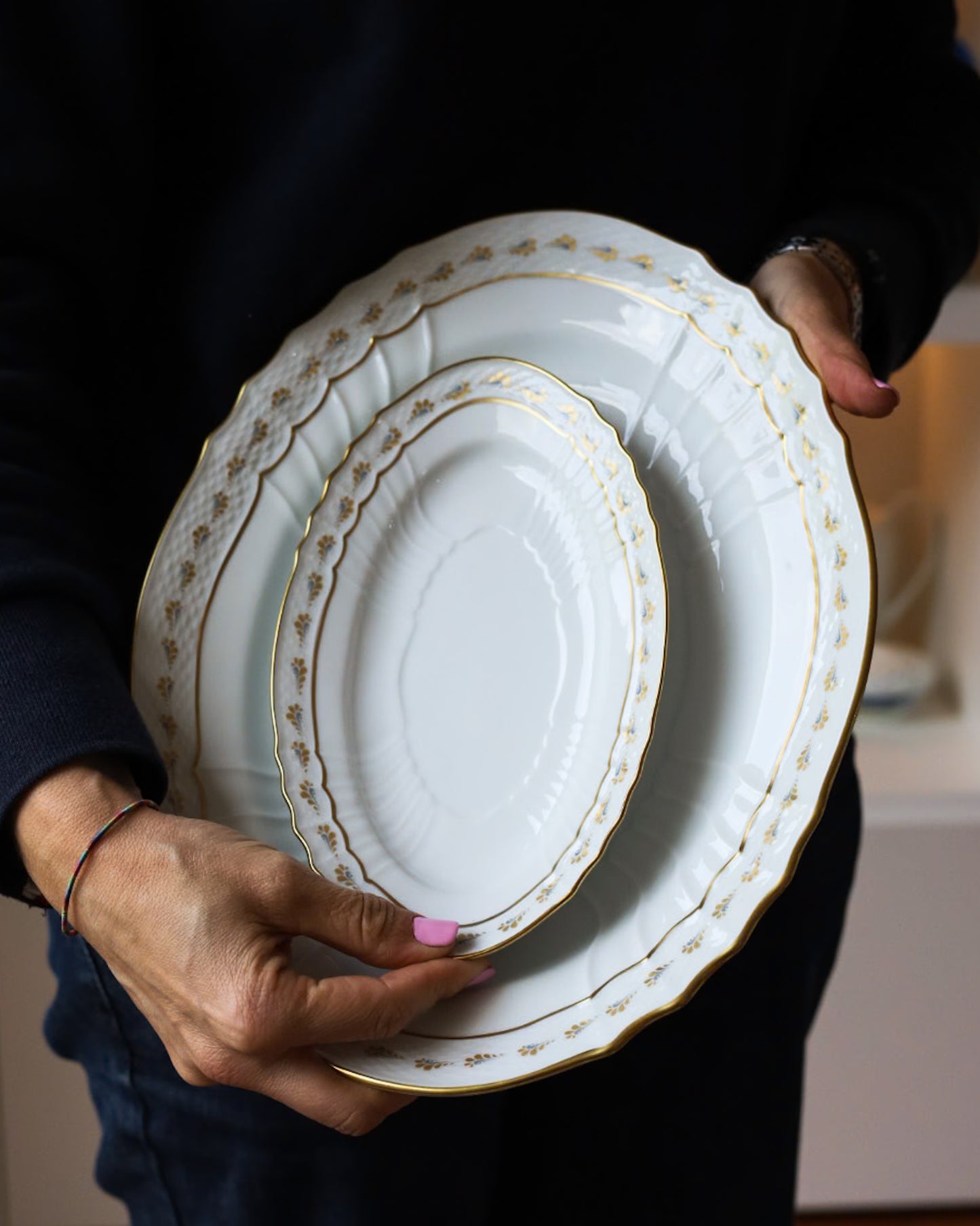 Servizio da 12 di piatti completo Richard Ginori Vecchio Ginori con fiori oro