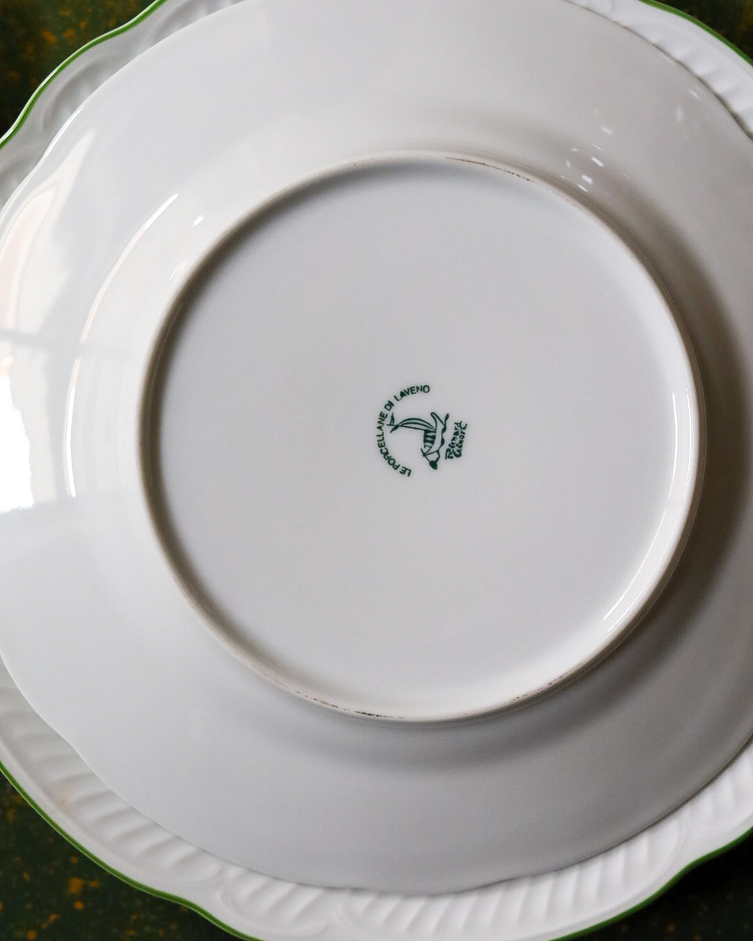 set 6 piatti piani e sei fondi laveno forma rilievo con fiori