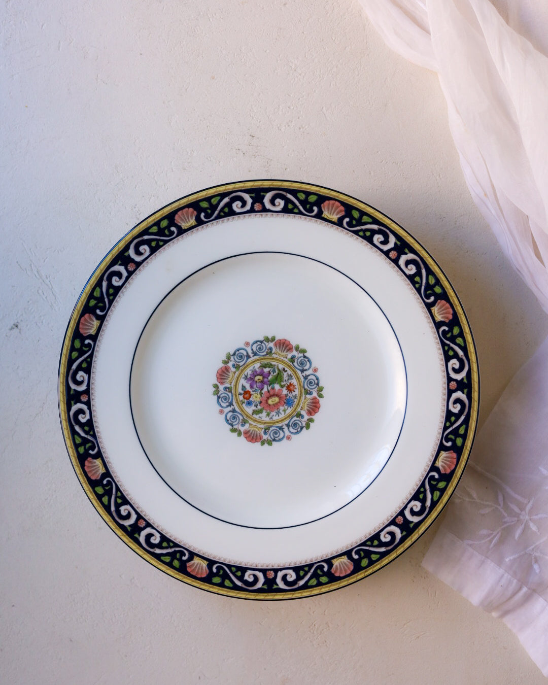 set di sei piatti piani wedgwood decoro runnimede