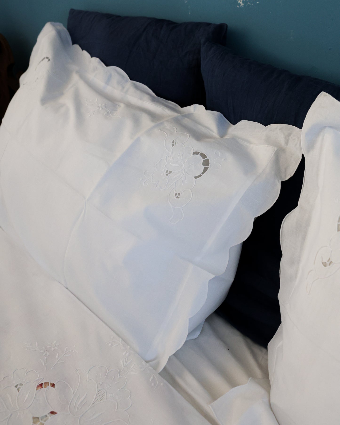 Lenzuolo matrimoniale in cotone con ricamo ad intaglio