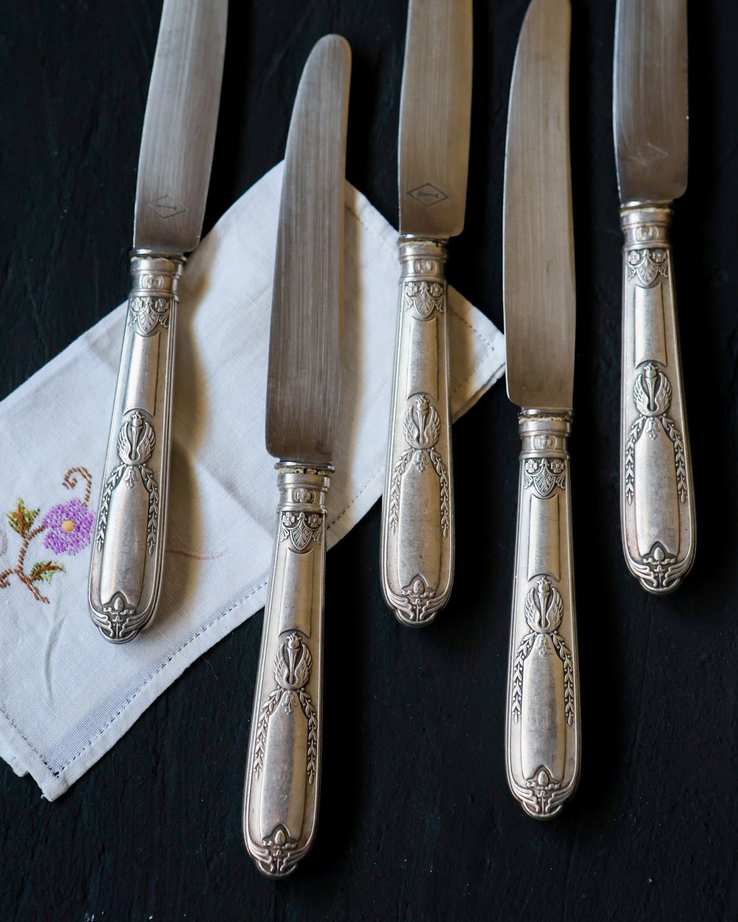 Set sei coltelli da pasto lega d'argento francese con aquila