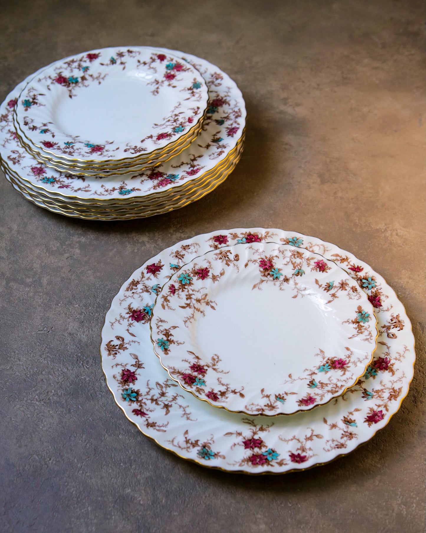 Set da 6 + 6 piatti Minton decoro ancestral