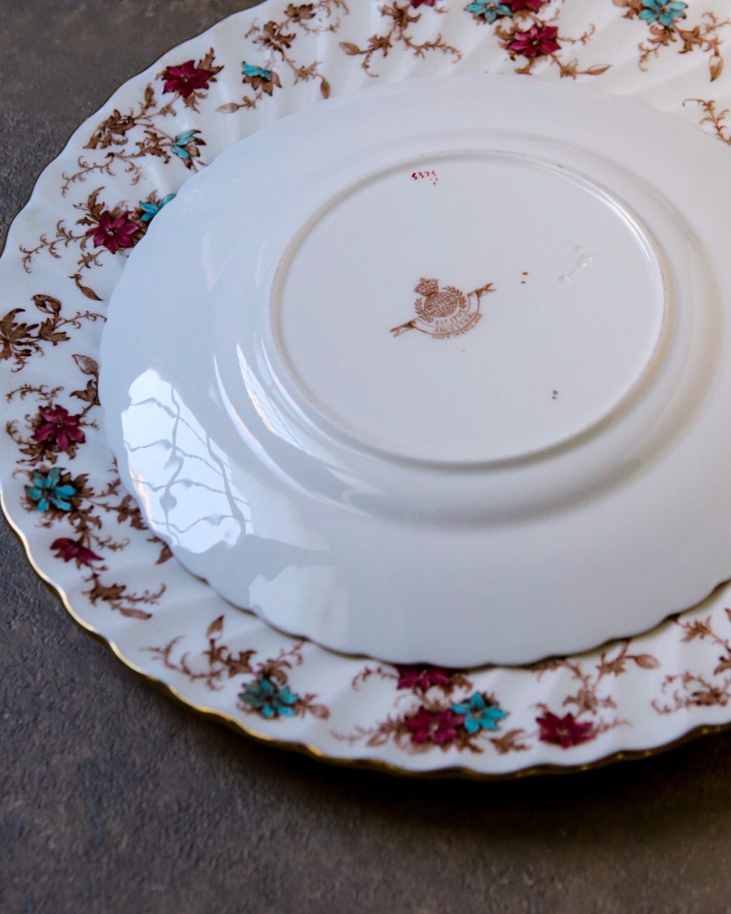 Set da 6 + 6 piatti Minton decoro ancestral
