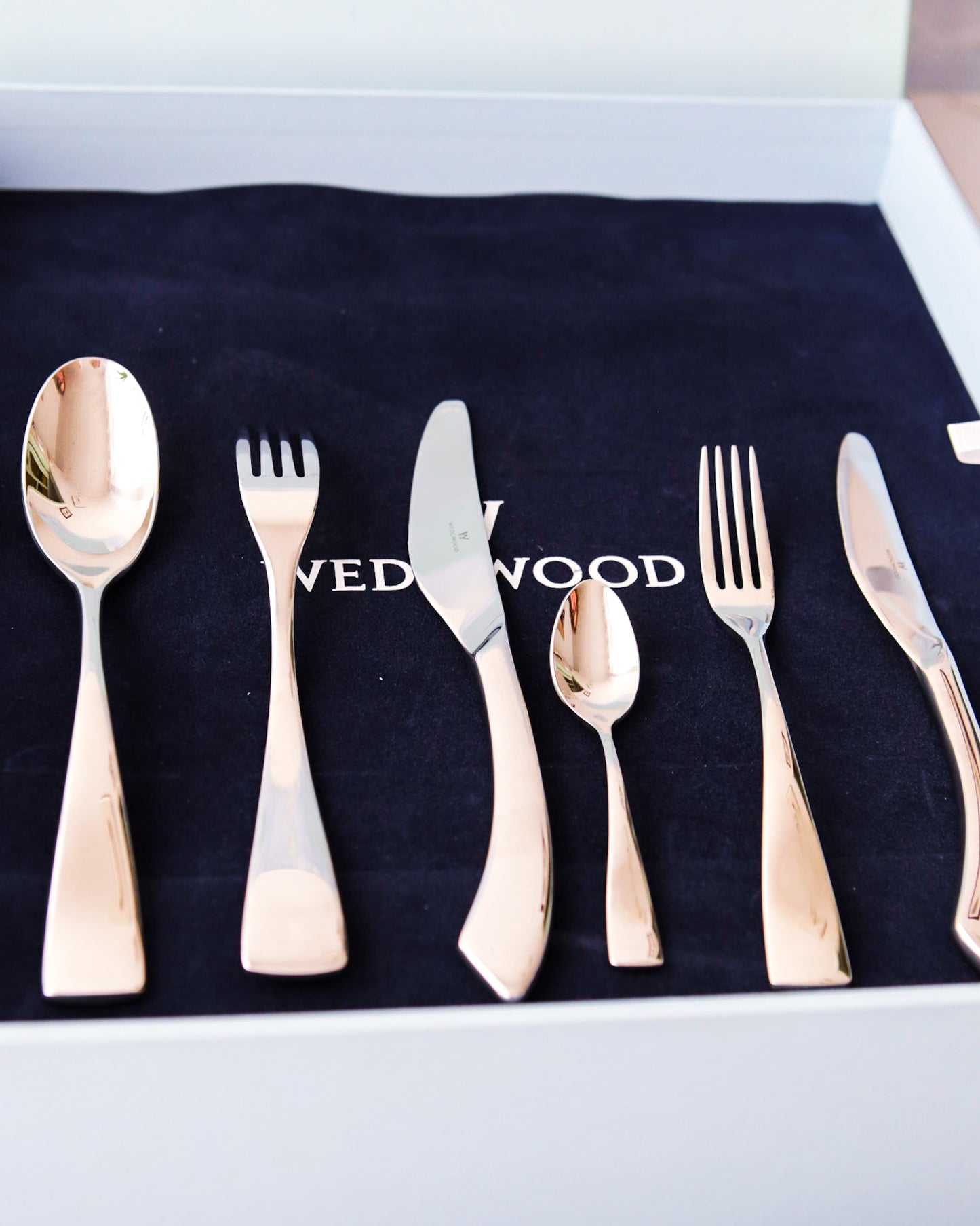Servizio posate da 12 Wedgwood in acciaio mod Reflection