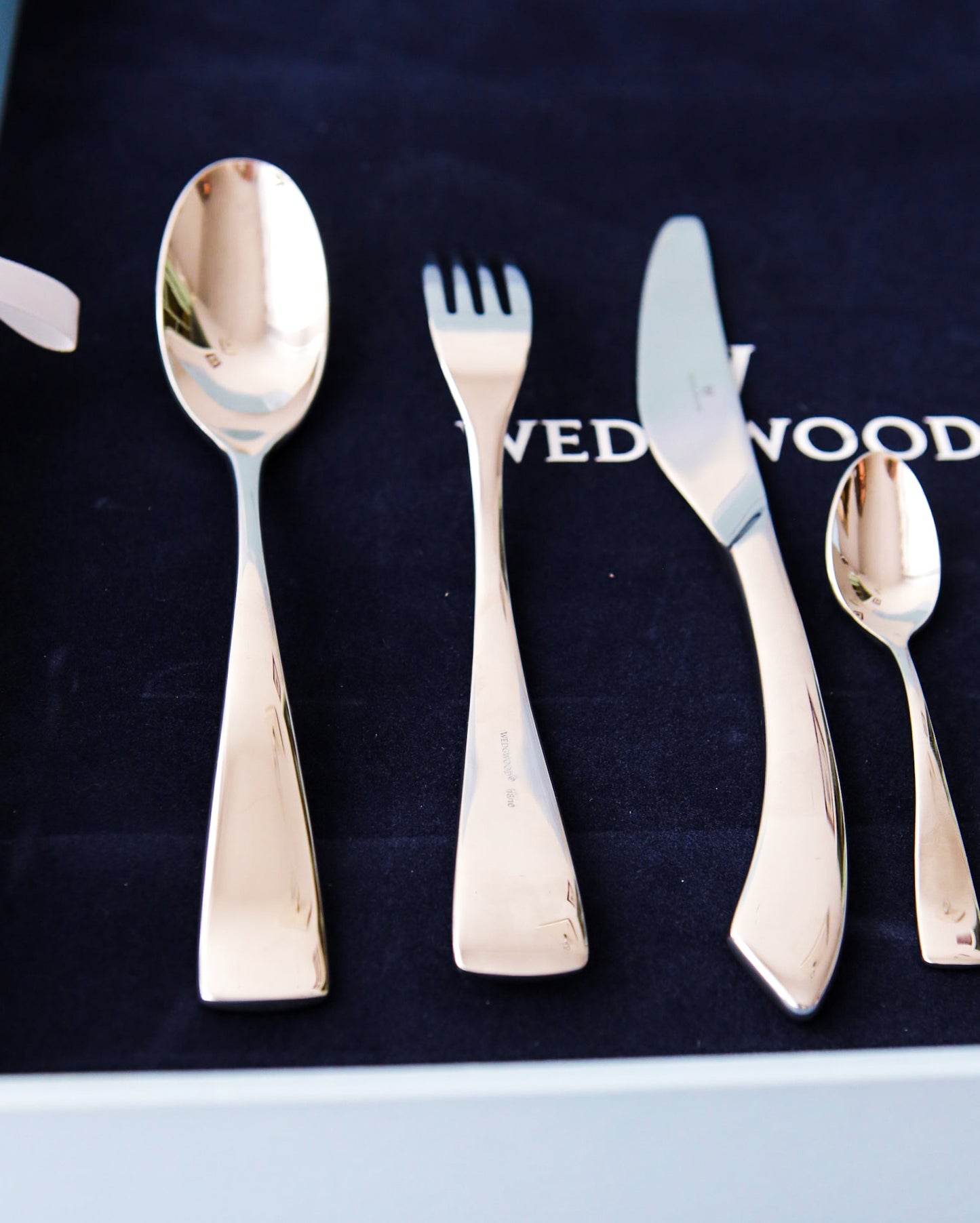 Servizio posate da 12 Wedgwood in acciaio mod Reflection