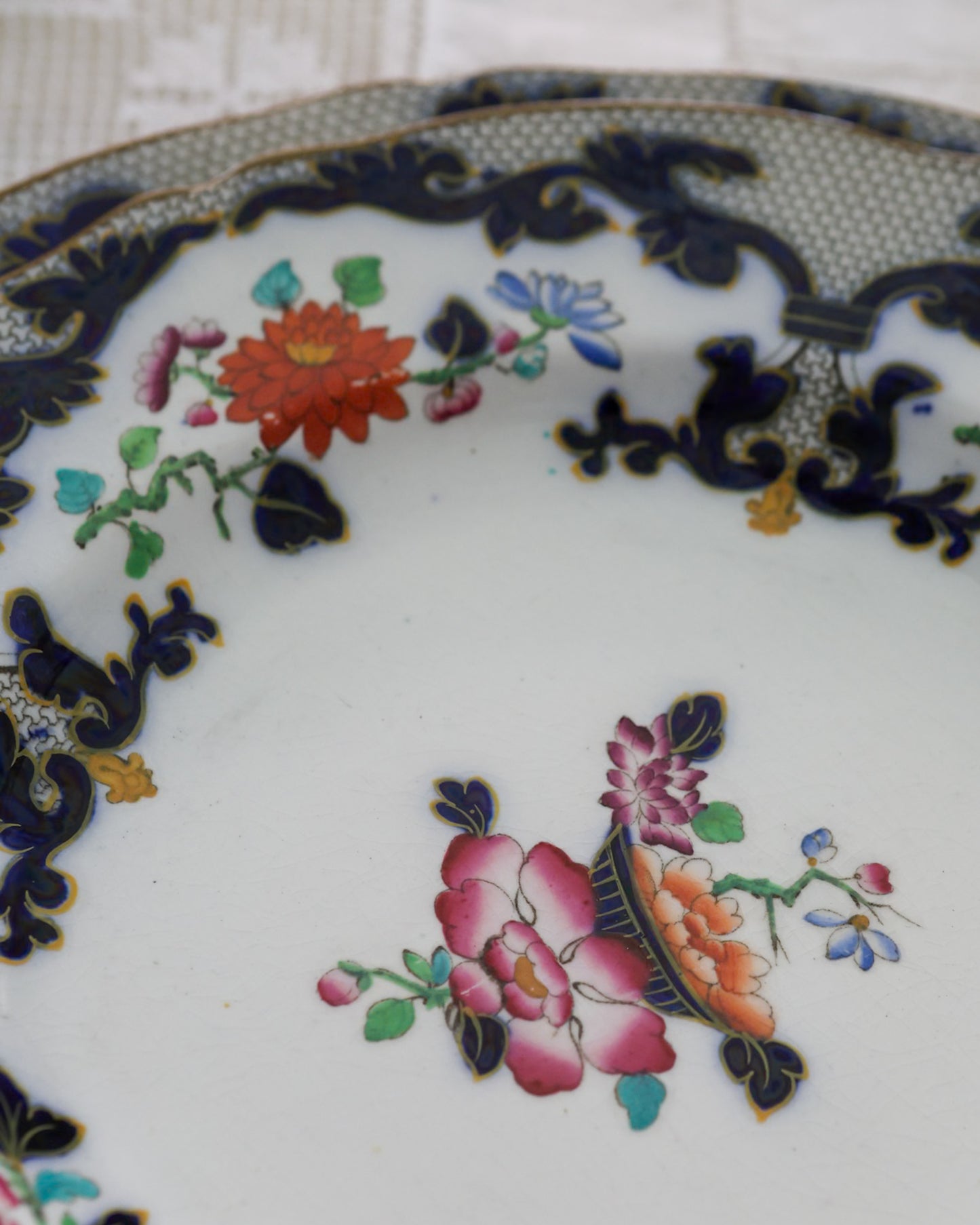 Set piatti ironstone bordo blu e fiori blu