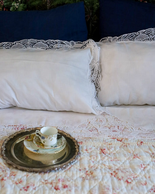 Lenzuolo matrimoniale in lino con pizzo a tombolo