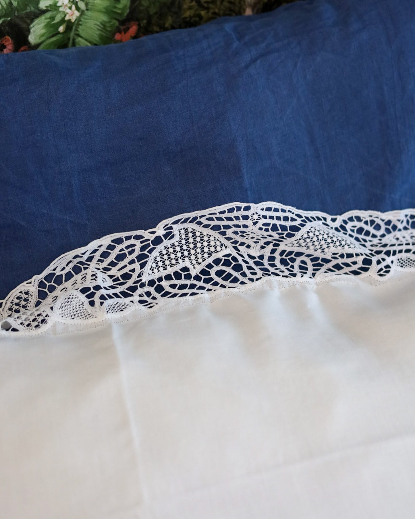 Lenzuolo matrimoniale in lino con pizzo a tombolo