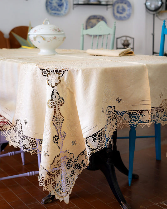 Tovaglia in pizzo di burano stile rinascimento avorio con 12 tovaglioli