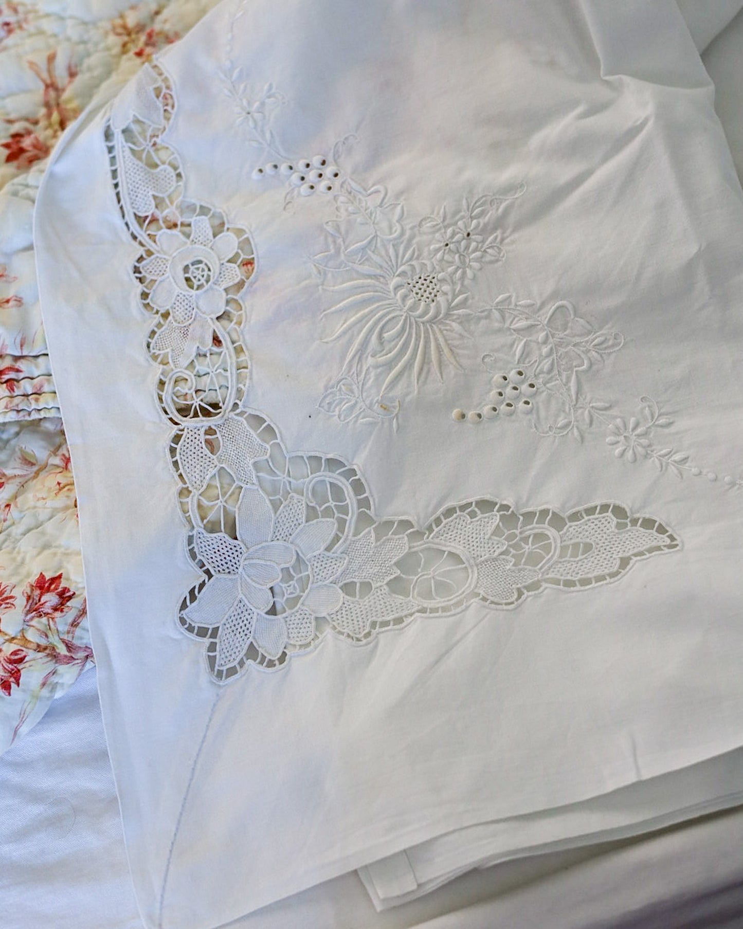 Lenzuolo matrimoniale misto lino con inserto pizzo di burano