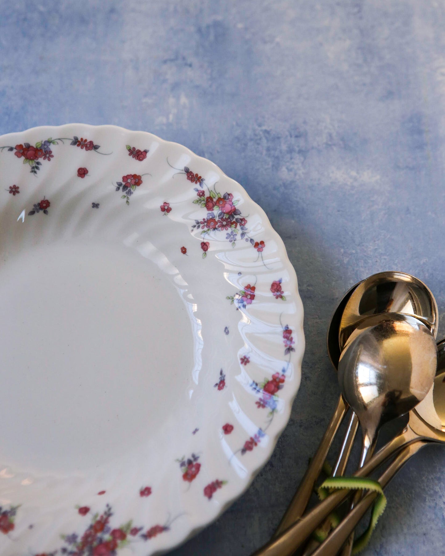 Coppia piatti fondi wedgwood decoro picardy