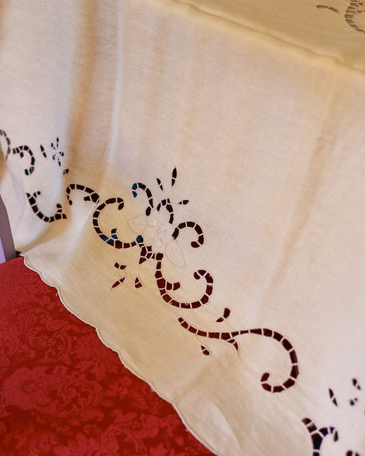 Tovaglia in lino giallo chiaro ad intaglio con 12 tovaglioli