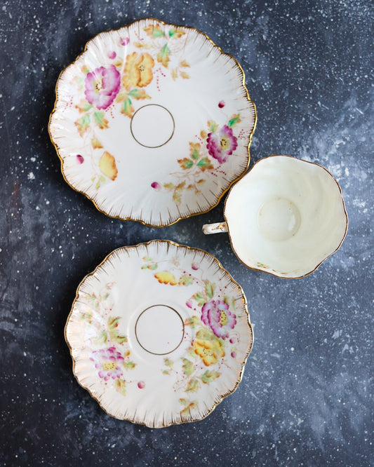 Trio da Tè con Decoro Floreale - Bone China - Primi 1900