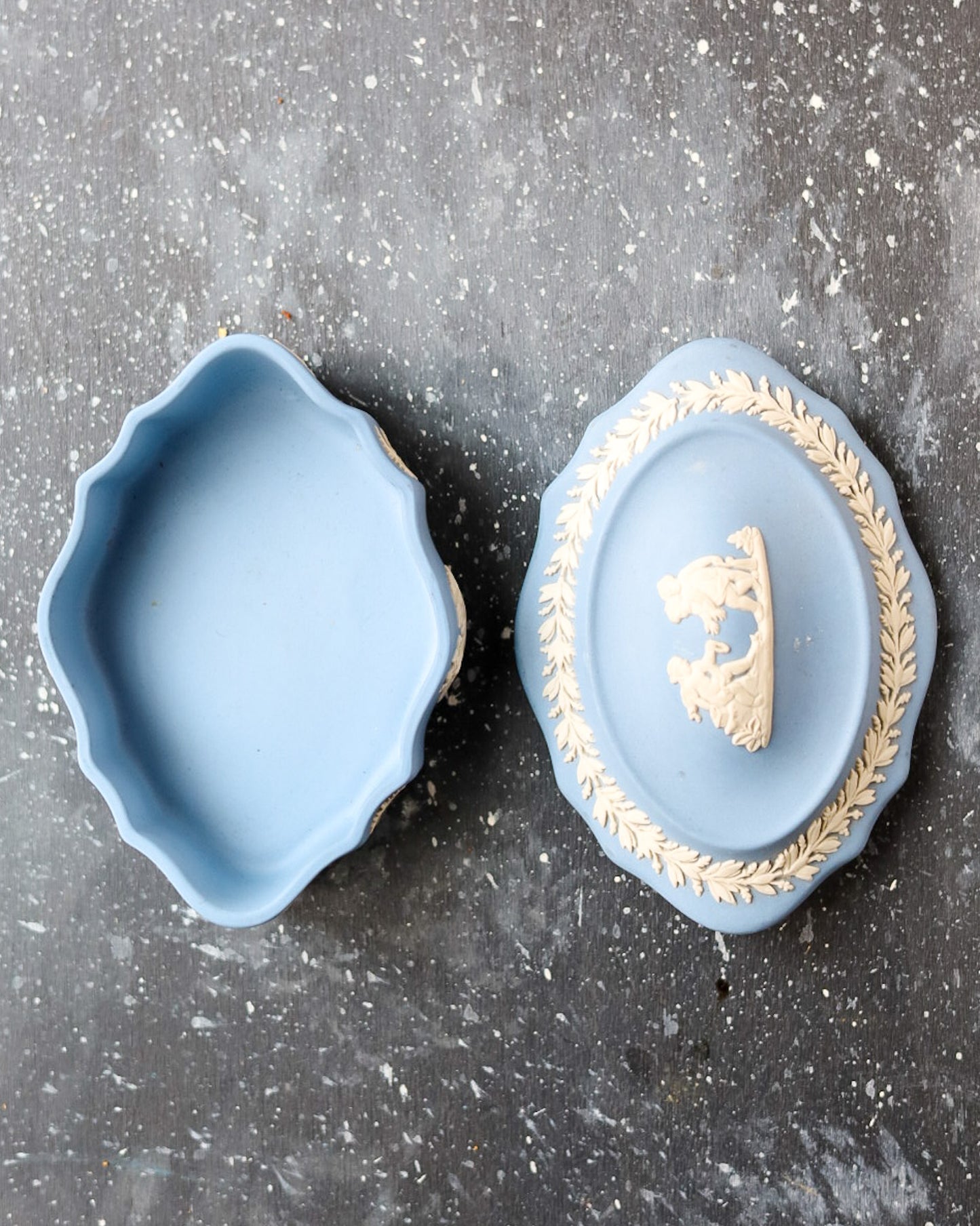 Scatoline Wedgwood Jasperware - Collezione di Forme Diverse - Blu Classico - Inghilterra