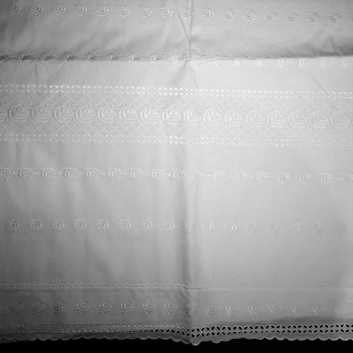 Lenzuolo singolo con pizzo san gallo