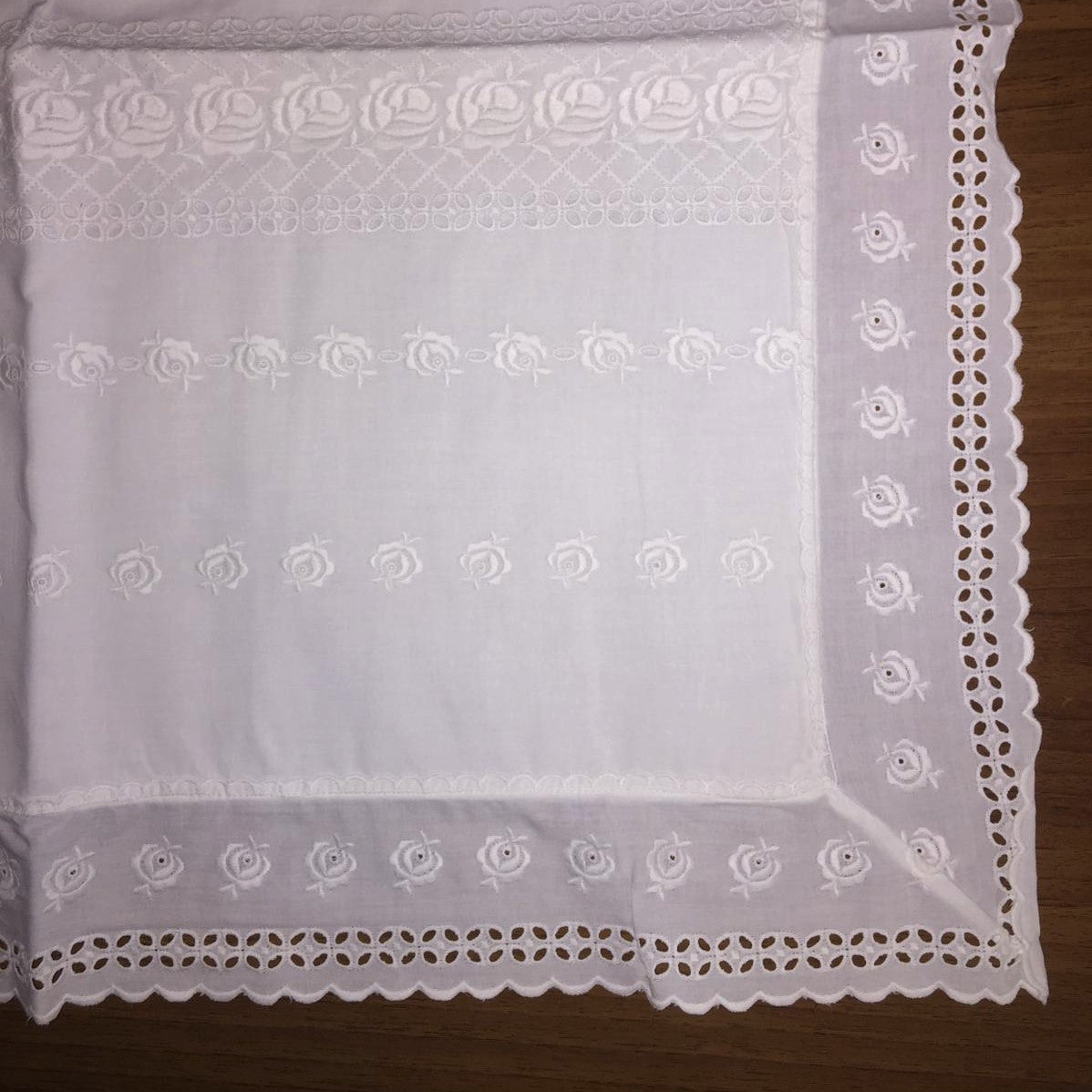 Lenzuolo singolo con pizzo san gallo