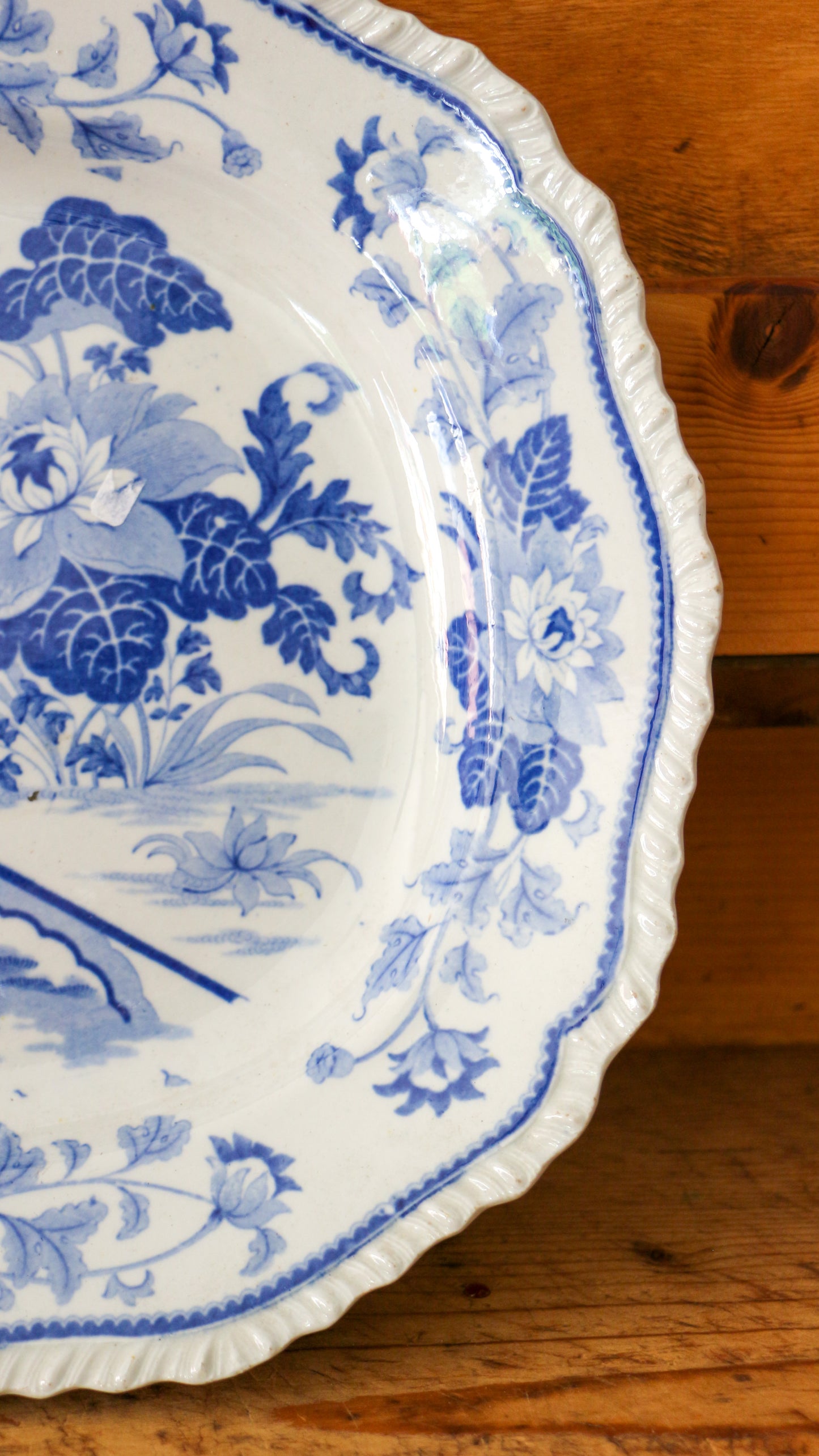 Vassoio rettangolare con fiori orientali celesti