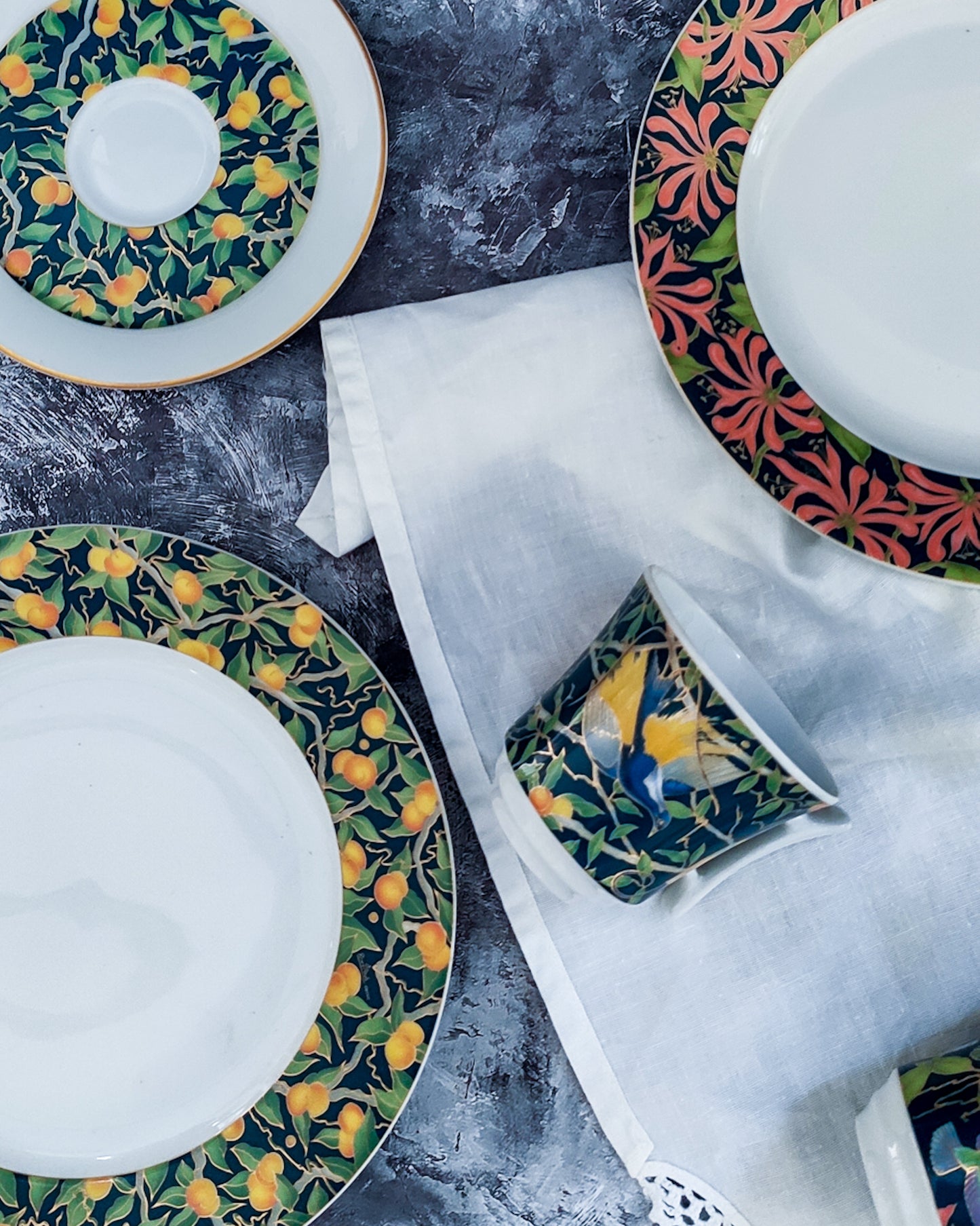 Coppia tazzine caffè rosenthal con uccelli del paradiso rosso verdi