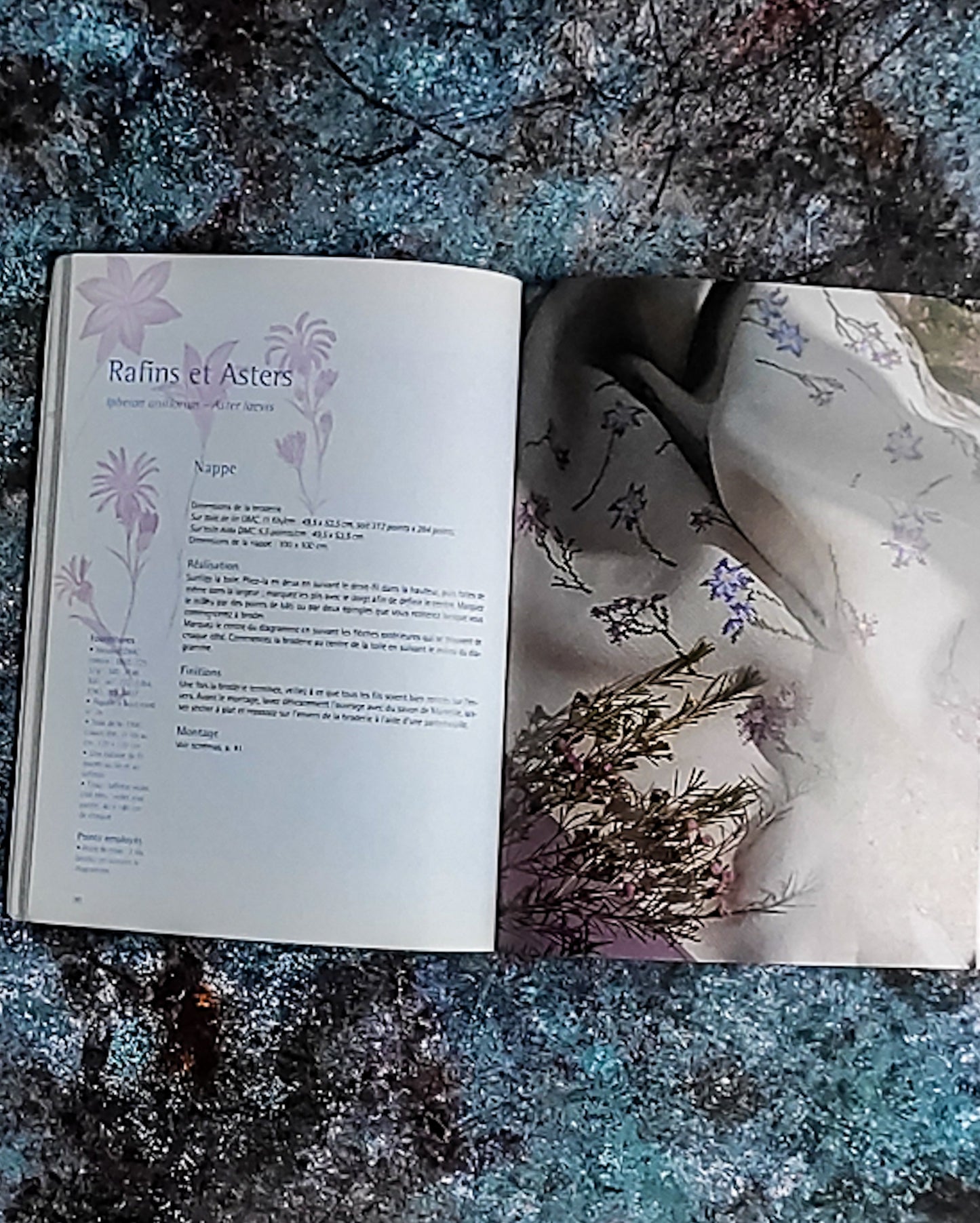 Libro punto croce francese: fleurs de champs au point de croix