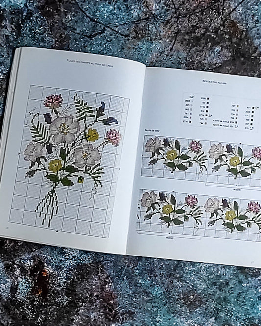 Libro punto croce francese: fleurs de champs au point de croix