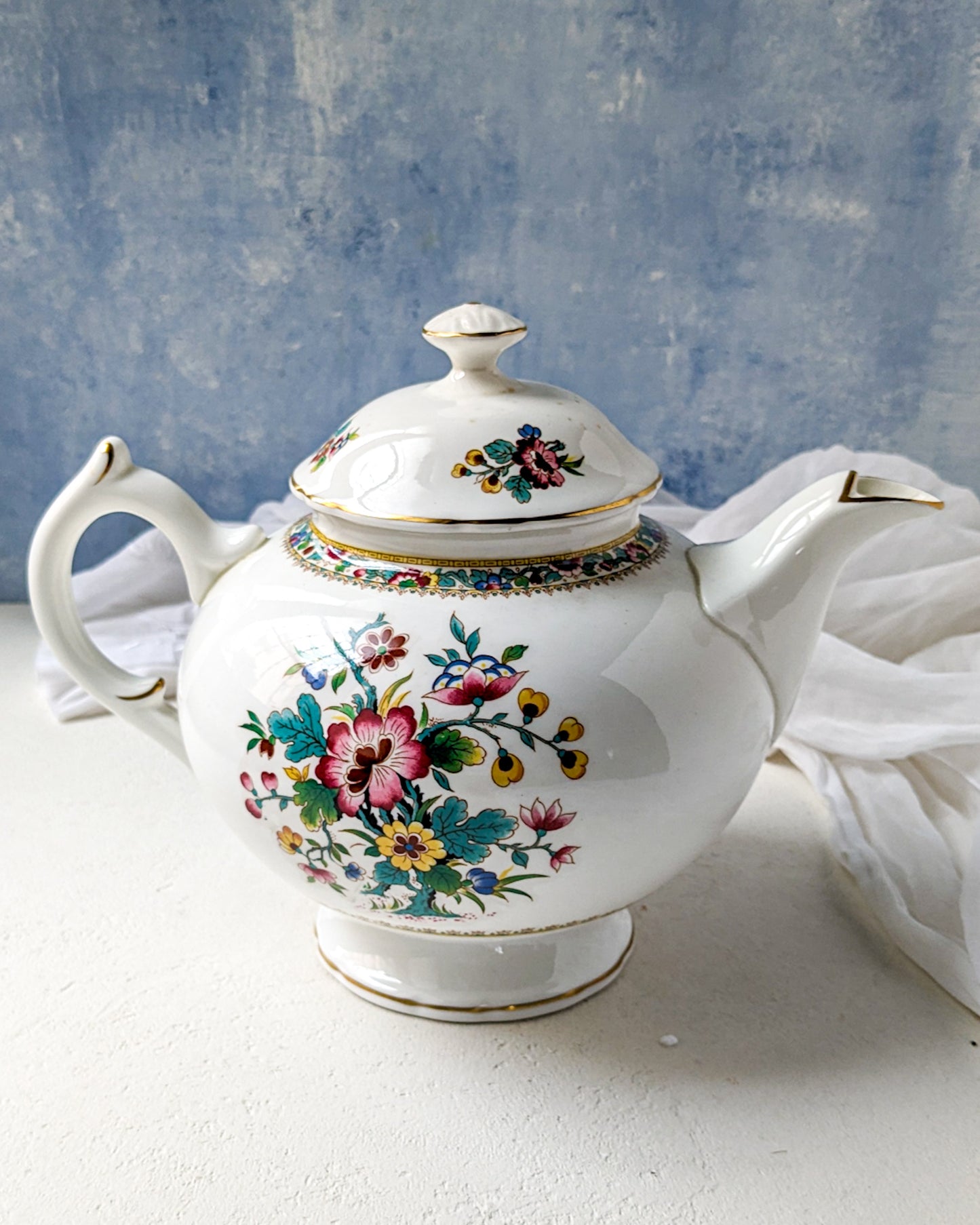 Teiera coalport decoro ming rose