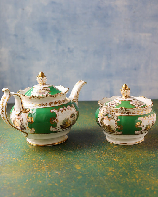 Servizio da Tè Vittoriano in Porcellana Inglese Verde Smeraldo con Vedute Paesaggistiche Dipinte a Mano – Metà '800