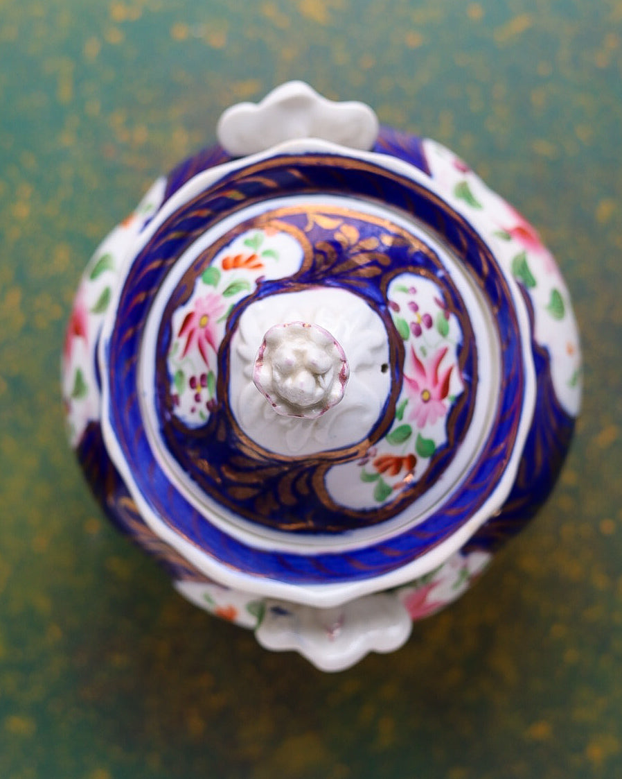 Sucrier in Porcellana Gaudy Welsh con Decorazione Floreale Policroma Dipinta a Mano – Primo Ottocento