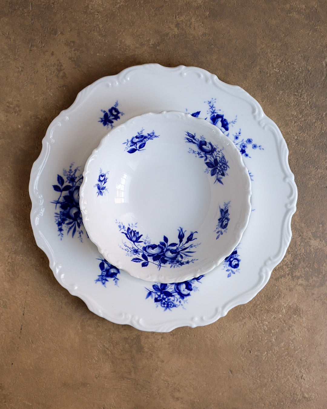 Servizio di piatti in bone china Royal Albert, modello Connoisseur, 24 pezzi, anni ‘60