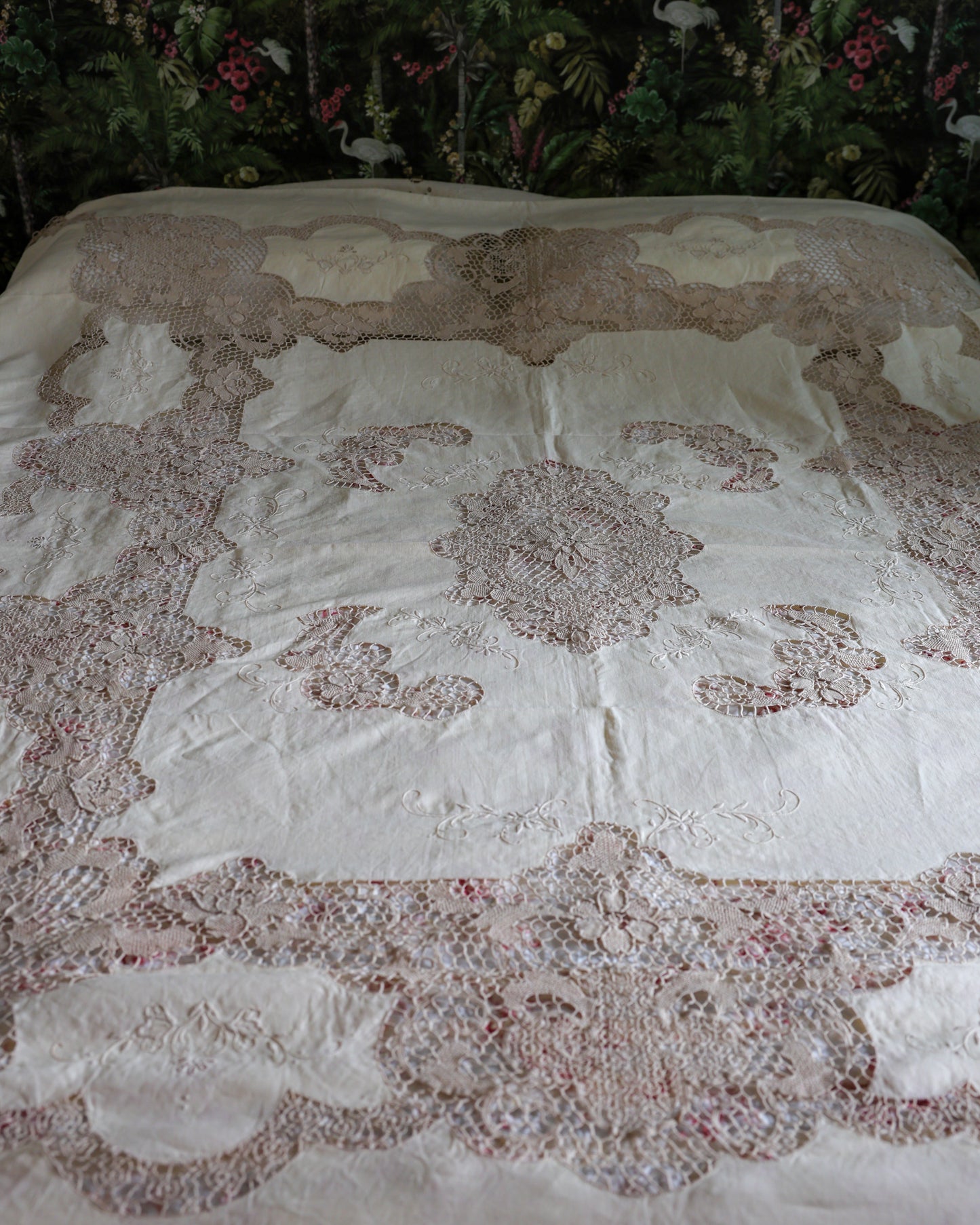 Copriletto in Lino e Pizzo di Burano ad Ago — cm 250×220