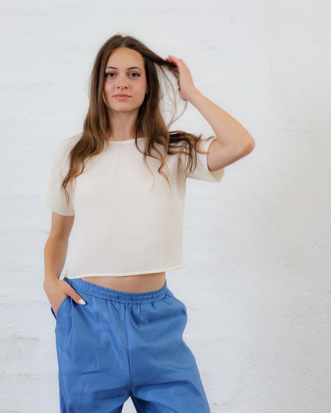 LOVE 36.36 — T-shirt Crop in Tessuto Nido d'Ape 3D — Manifattura Marchigiana, Made in Italy