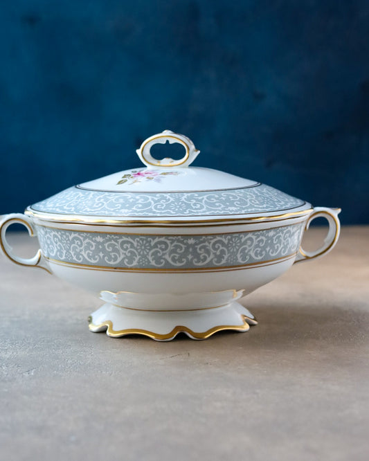 Legumiera Staffordshire con decoro grigio e rosa