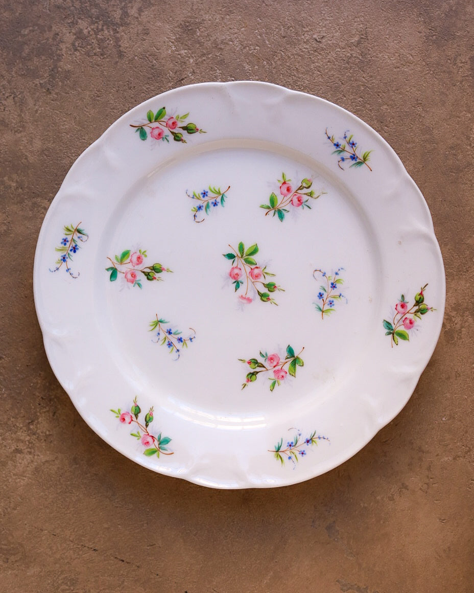 Set dolce piattini e alzatina in Porcellana Francese a Fiori Dipinti a Mano – Metà '800