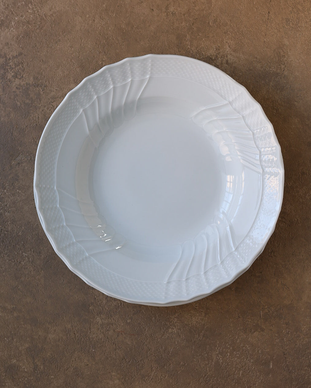 Servizio da tavola per quattro in porcellana Richard Ginori, forma Vecchio Ginori, 13 pezzi, Italia, anni ‘80