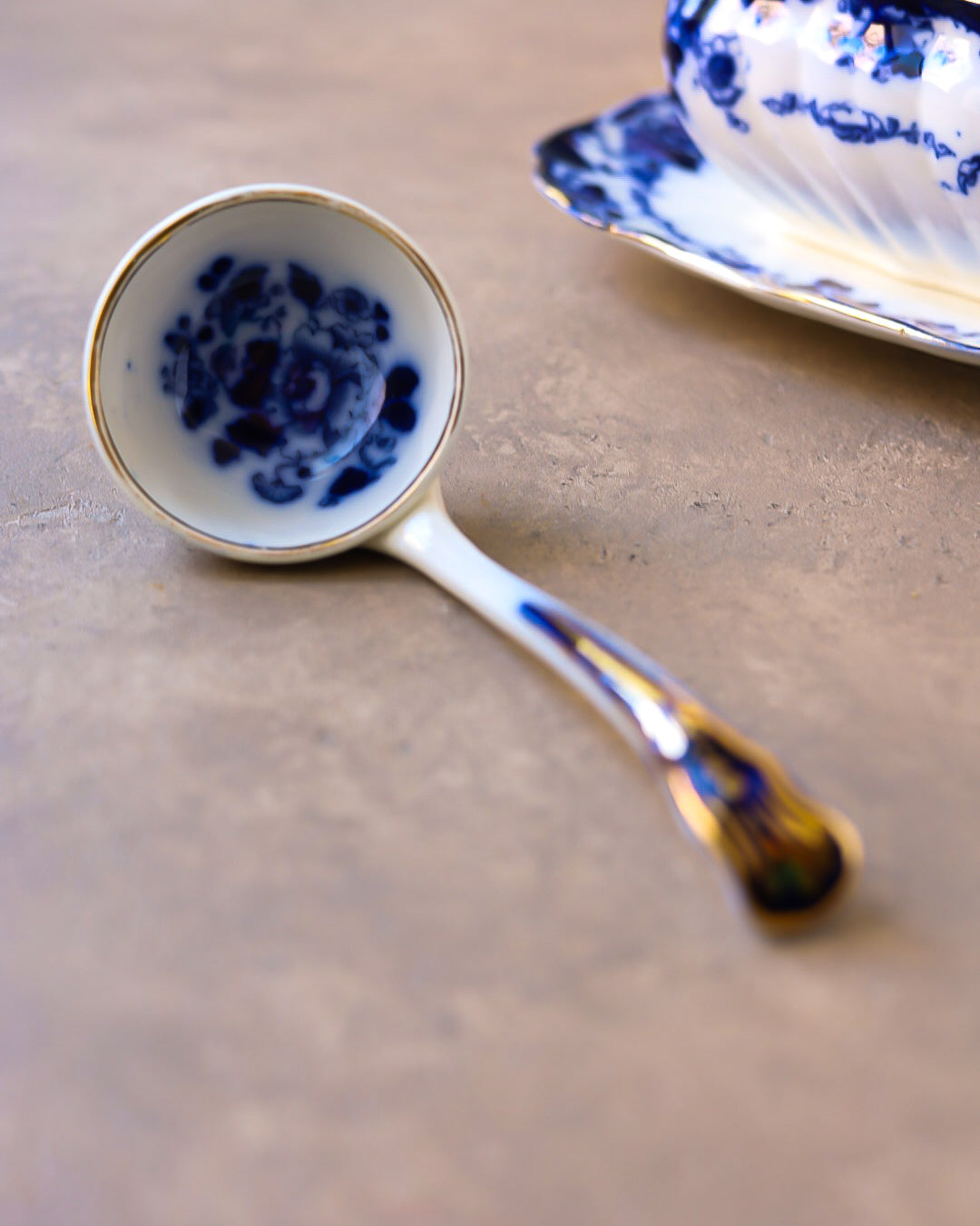 Servizio da Tavola in Porcellana Flow Blue, Marchio Gresham B&S — Inghilterra, Epoca Vittoriana