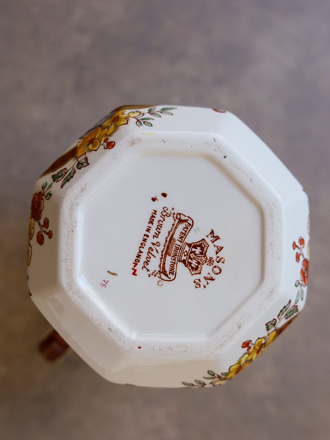 Brocchetta Mason's Ironstone "Brown Velvet", Inghilterra Anni '40