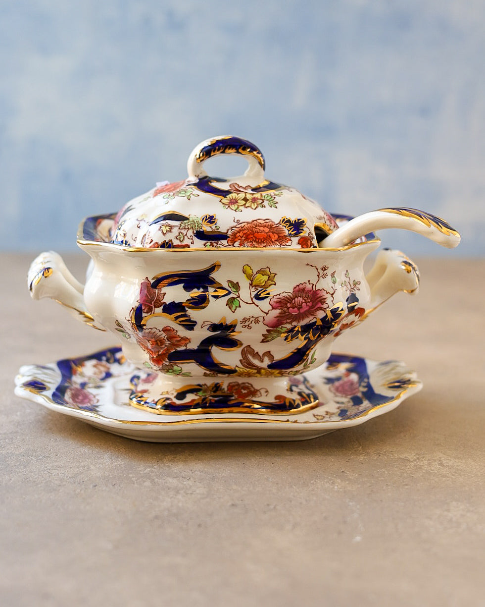 Salsiere Mason's Ironstone con Vassoio e Mestolo, Pattern "Mandarin Red" e "Mandalay" — Inghilterra Anni '20-'30