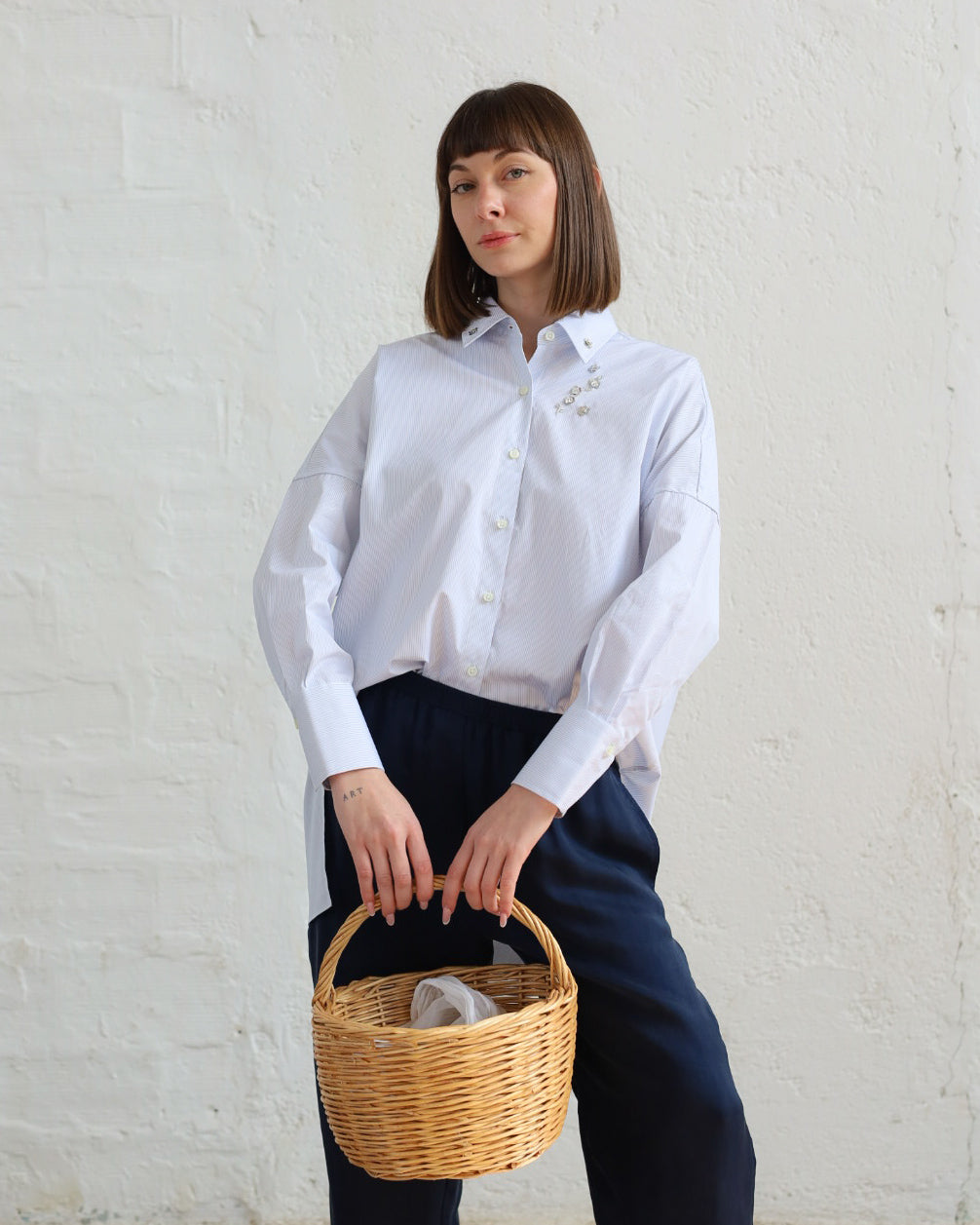 Camicia Donna in Popeline di Cotone Stampato — EdizionCamicia in cotone a righe — Ricamo a mano, Manifattura Artigianale Made in Italye Limitata (Copia)