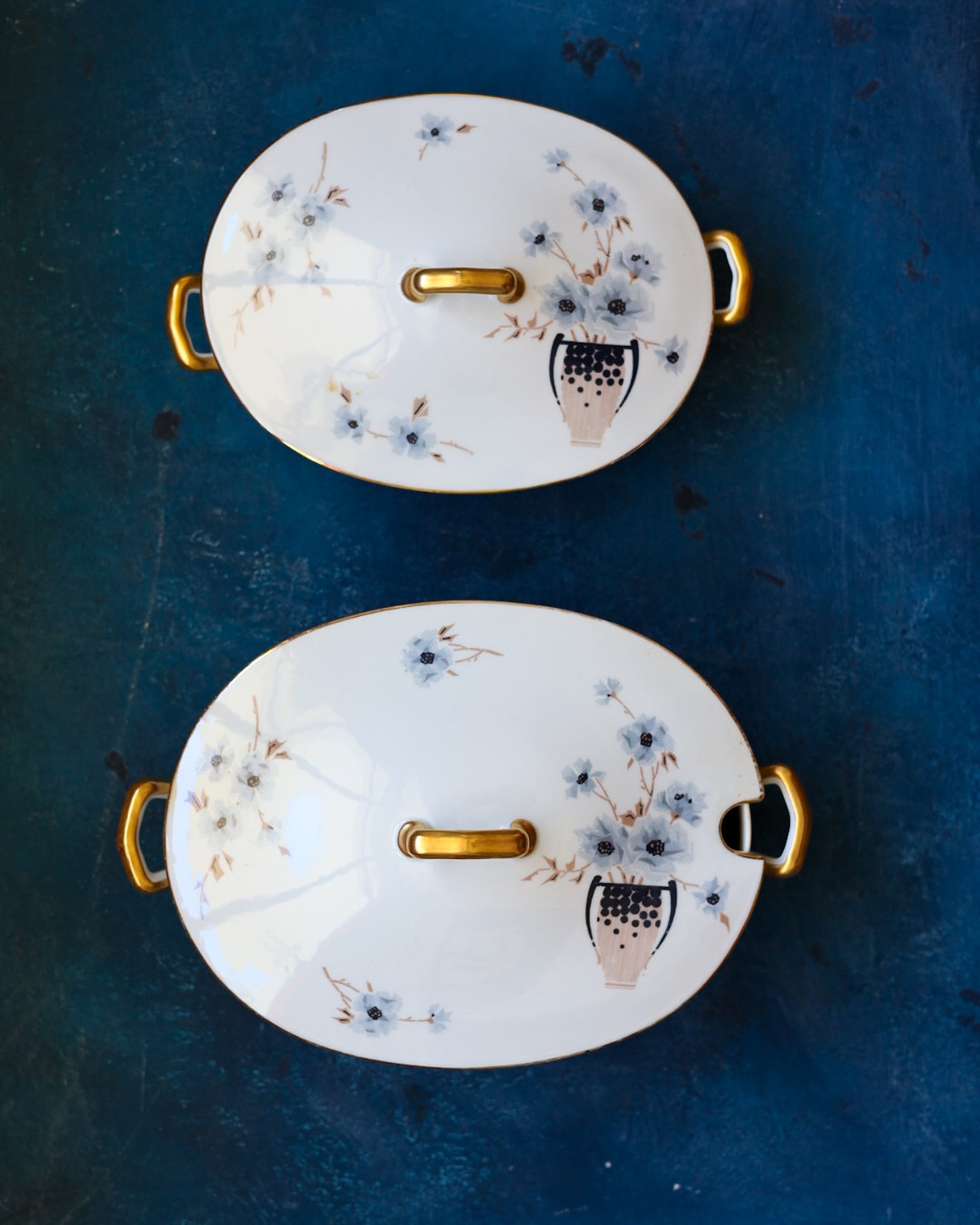 Grande servizio di piatti Limonges da 10 coperti con doppi piatti 69 pezzi