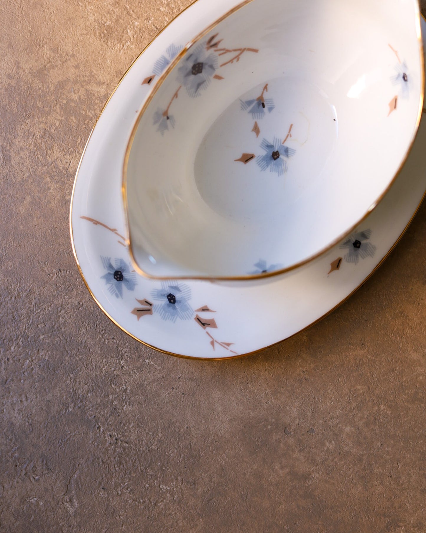 Grande servizio di piatti Limonges da 10 coperti con doppi piatti 69 pezzi