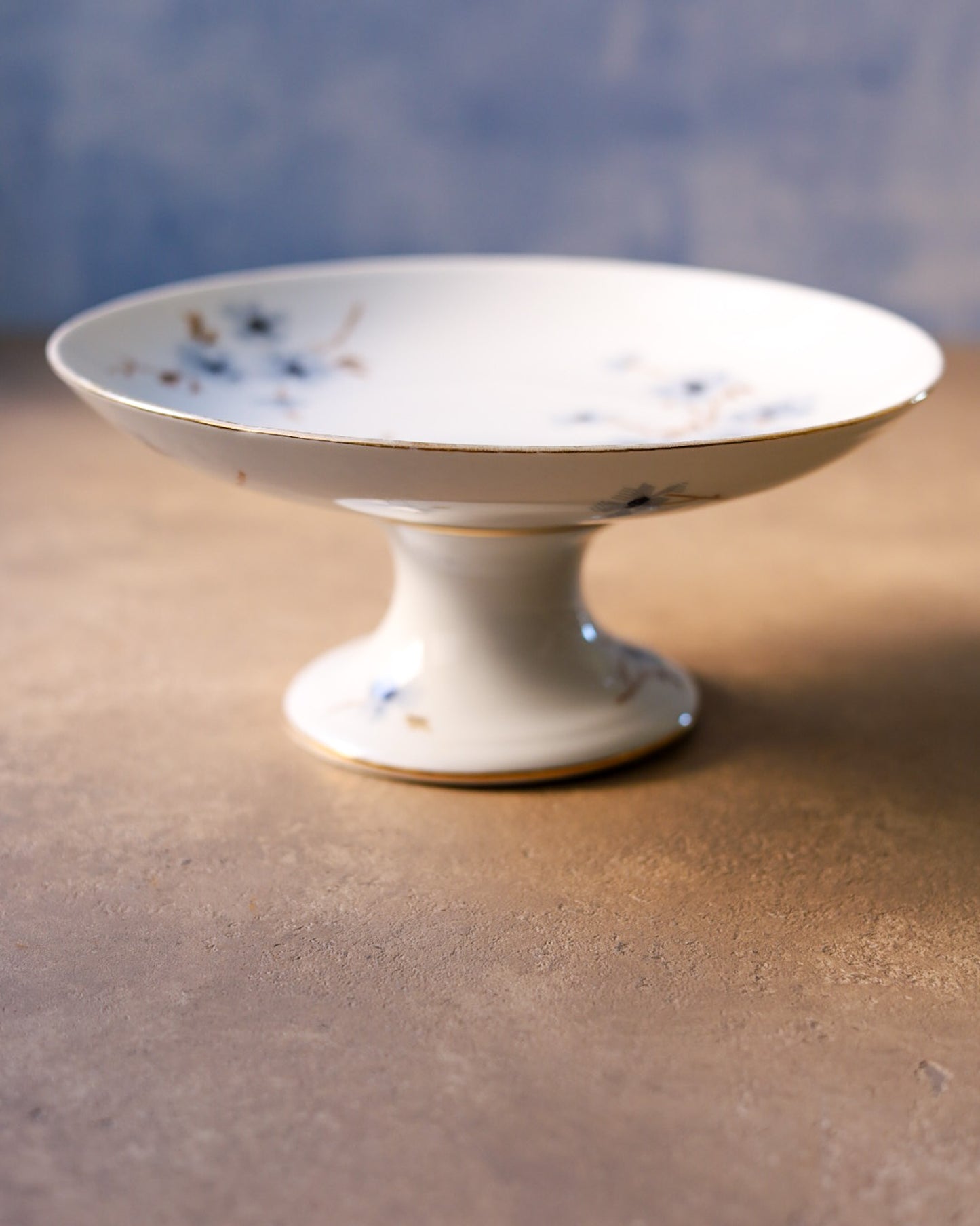 Grande servizio di piatti Limonges da 10 coperti con doppi piatti 69 pezzi